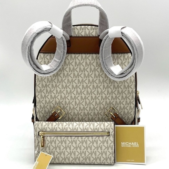 Michael Kors Jaycee Medium Zip Packet Backpack & Large Trifold Wallet Vanilla - Picture 4 of 13